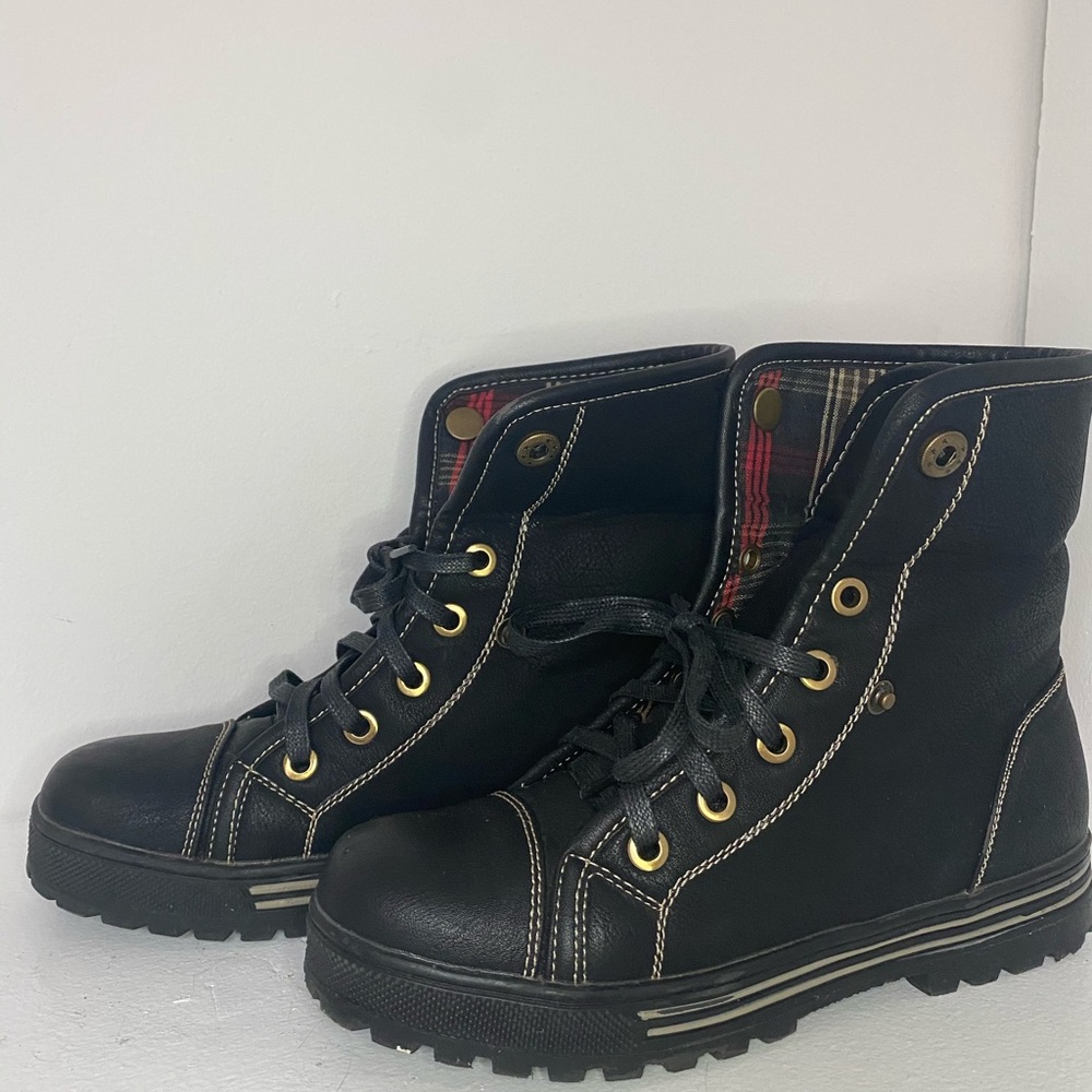 Black Flannel Boots!